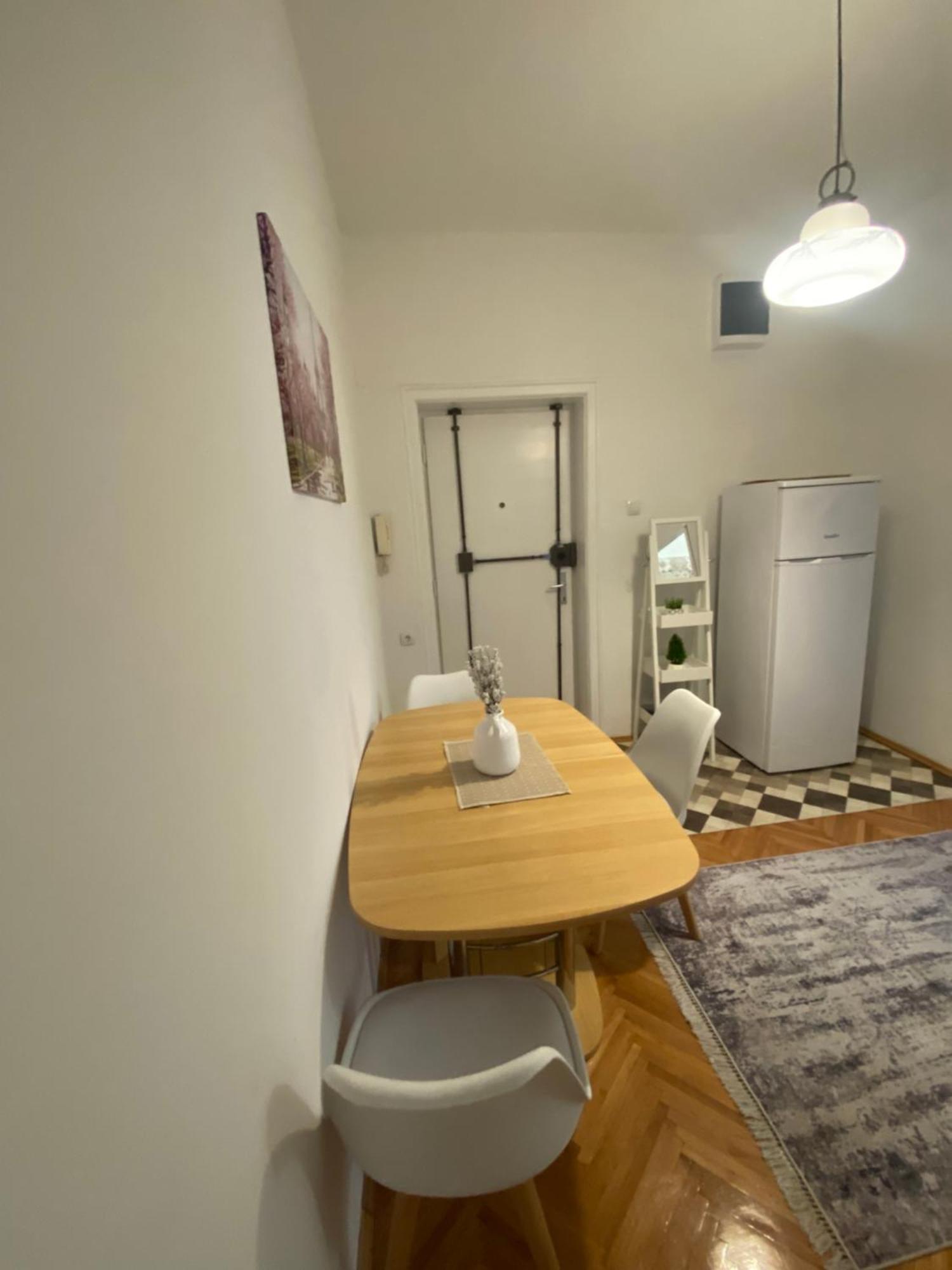 פודגוריצה Dolce Apartman מראה חיצוני תמונה